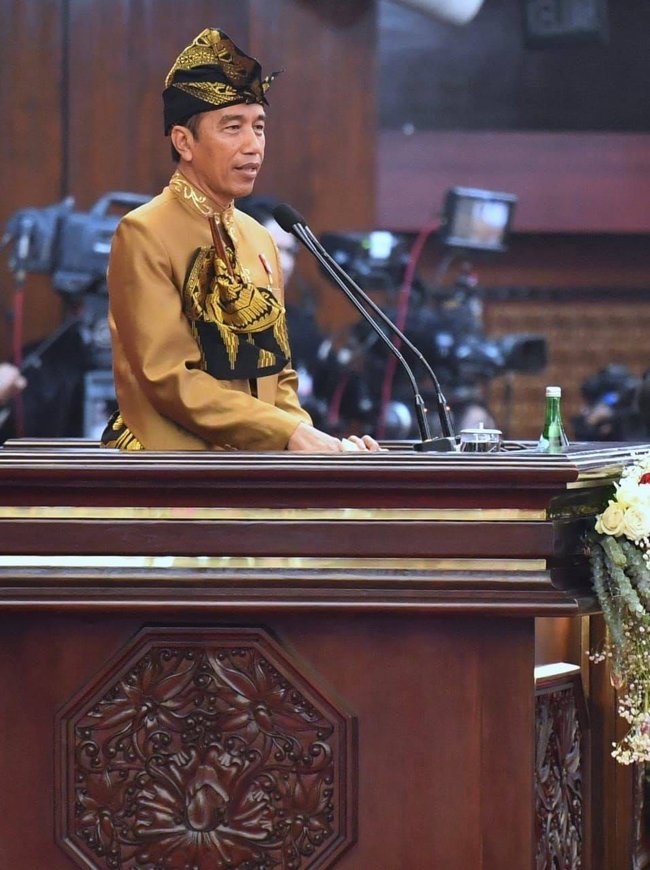 Demi Terwujudnya Pemerataan, Presiden Jokowi Minta Izin Pindahkan Ibu Kota Negara | KlikDirektori.com
