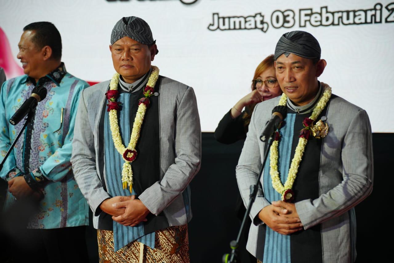 Memperkokoh Sinergitas Polri-TNI dan Masyarakat Melalui Pagelaran Wayang Kulit